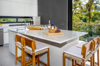 Magnificent Brand New Villa - Casa Nueva Vida - 3