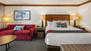 323 Studio Spruce Peak Lodge At Stowe Mt Resort Sleeps 4 - 8