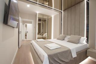 Bacovia Grand Apartment- Free Parking - 8