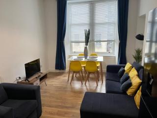 Central Dundee 2BR Apartment - Stylish Stay Near V&A & Waterfront - 3
