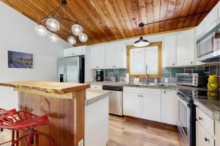 Griffin Chalet 4 - 9