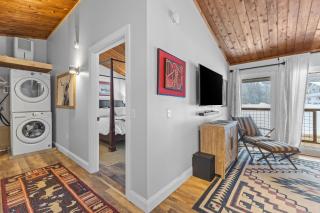 Griffin Chalet 5 - 7