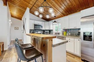 Griffin Chalet 2 - 7