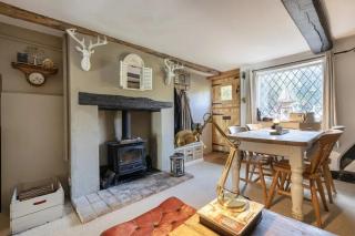2BR Suffolk Cottage Darsham Village Stay - 5
