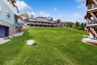 Luxe Retreat at O'Kemo's Southface Village - 6
