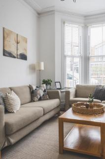 Stunning fully firnished 4 bedroom house in Peckam - 1