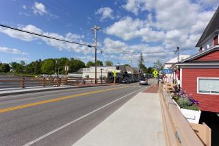 Downtown Apartment - walk to Beaches & Eateries - 7