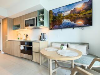 3512 Elegant Studio in Miami Downtown with a Pool and a 24-7 Gym - 8