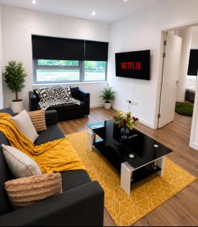 Spacious 2bedroom 2bathroom free parking sleep 6 next to west Croydon station - 6