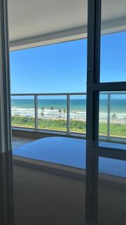 Apartamento pé na Areia Orla de Salvador - 9