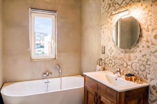 Solaris Gozitan Villa With Pool - Happy Rentals - 6