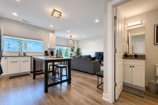 Furnished 4BR Townhome Pickleball Court & Garage - 5