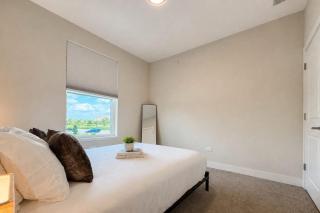 Furnished 4BR Townhome Pickleball Court & Garage - 3