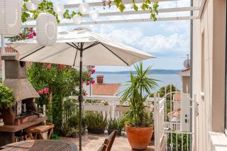 Sea-view apartments, 2 bedrooms, 2 baths, 50 meters from beach! - 1