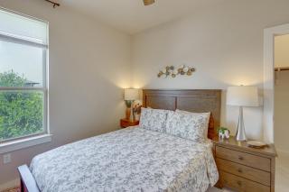 Easy Airport & I-35 Access: Modern Austin Home - 1