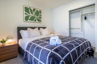 City Fringe 2BR 2BA Townhouse - Parking and EV - 6