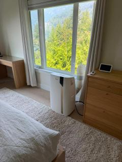Ocean View Luxury Retreat in West Vancouver - 9