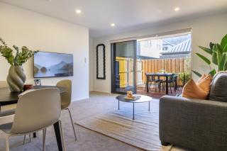 City Fringe 2BR 2BA Townhouse - Parking and EV - 0