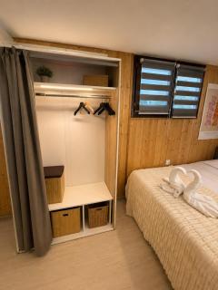 Cozy studio in a chalet Netflix Parking - 5