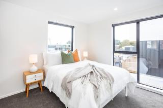 Modern Townhouse in Central Addington - 8
