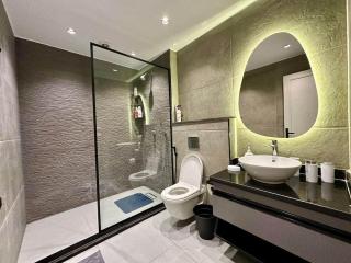 LUX Nile View Zamalek Loft - 6