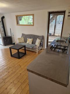 Spacious Studio With Garden in Gorges d'Ardèche - 5