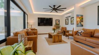 Luxury Brand New Casa Rambutan 3BR - 6