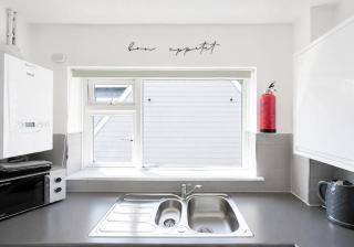 NEW Coastal Getaway in Whitstable - 2