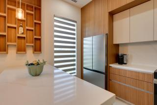 4 Mi to Dtwn McAllen, Sleek Couple’s Condo! - 0