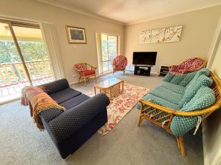 Parkview Lodge - Bring your own linen. - 2