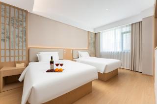 Jingyeting S1952 Hotel Wuhan HUST Optics Valley Pedestrian Street - 3