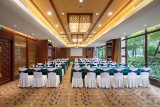 青源国际大酒店 Dujiangyan Qingyuan International Hotel - 1