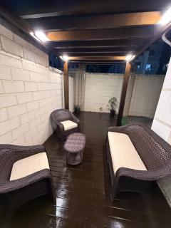 New Ground Floor Apartment Up to 6 Guests - 3