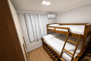 New Ground Floor Apartment Up to 6 Guests - 4