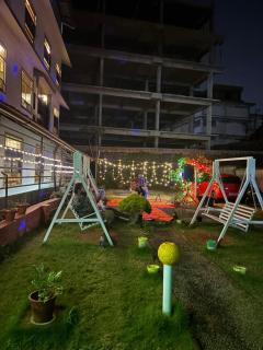 Happy Living Guest House - 8