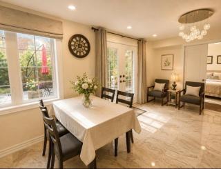 Bright Quiet 2BR 2BA Walk Out Lower Level Suite Private Entrance Garden Free Parking - 4