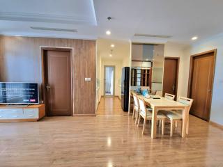 Vinhomes central park 3 bedrooms apartment - 2