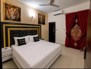 Royal Galaxy Guest House - 0