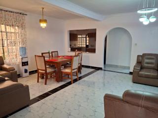 BlessRoyal Home - 1