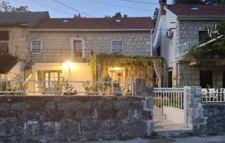 Lovely Home In Kucice With House A Panoramic View - 2