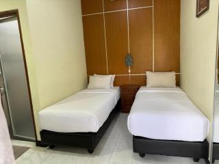 Hotel Galuh & Water Park Prambanan Yogyakarta - 6