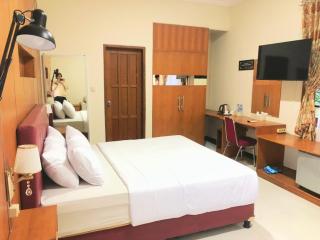 Hotel Galuh & Water Park Prambanan Yogyakarta - 1