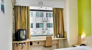 7 Days Inn Luoyang Wangcheng Park Metro Station - 8
