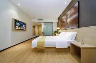 IU Hotel Chengdu Jianyang Xiongzhou Plaza - 4