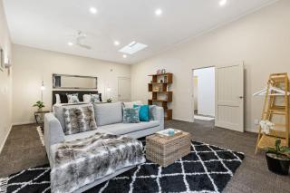 Stay Devonport - 1