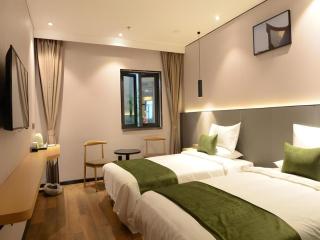 Green Tree Inn Express Fuzhou Three Lanes and Seven Alleys Nanmendou Metro Station - 3