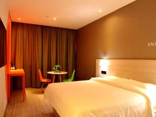 Shell Hotel Lanzhou Xiguan Lanzhou University 2nd Hospital Cultural Palace Metro Station - 8