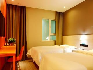 Shell Hotel Lanzhou Xiguan Lanzhou University 2nd Hospital Cultural Palace Metro Station - 7