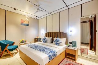 JS Residency Luxe Collection with Free Pickup from Nizamudin Railway Station 12 PM To 6 PM - 8