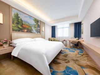 Vienna Hotel Guangdong Maoming China 1st Beach - 6